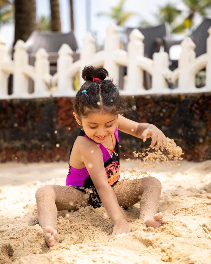 C Roque Beach Resort Kolva Kültér fotó
