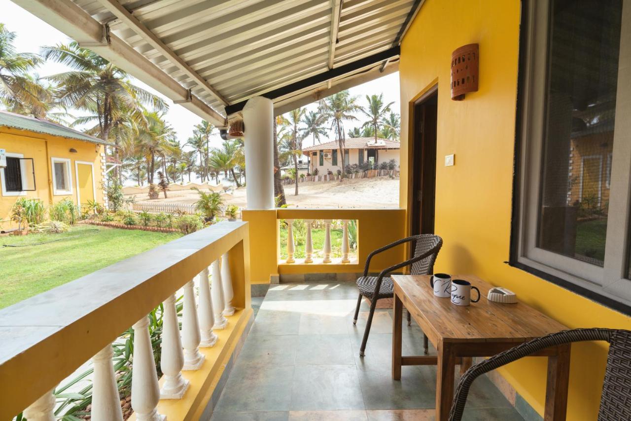 C Roque Beach Resort Kolva Kültér fotó