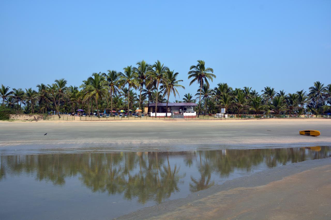 C Roque Beach Resort Kolva Kültér fotó